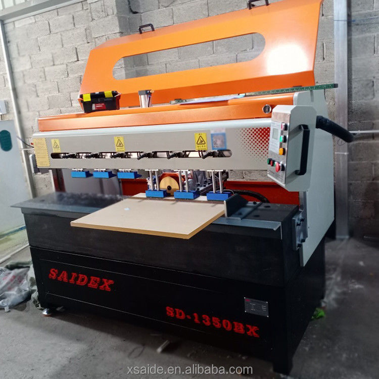 1350mm Çalışma Uzunluğu Akrilik Elmas Parlatma Makinesi ve Bant Beslemeli Akrilik Kenar Parlatma Makinesi
