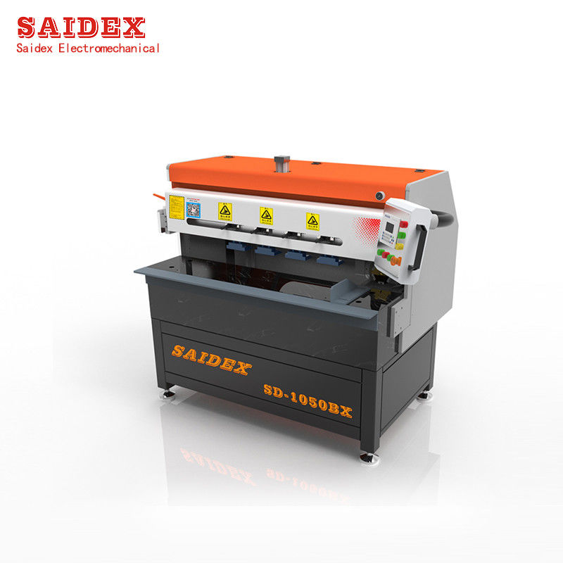 Yüksek Hızlı Akrilik Yaprak Polişleme ve Döşeme Makinesi 2.5KW 0-60° Kesme Köşesi