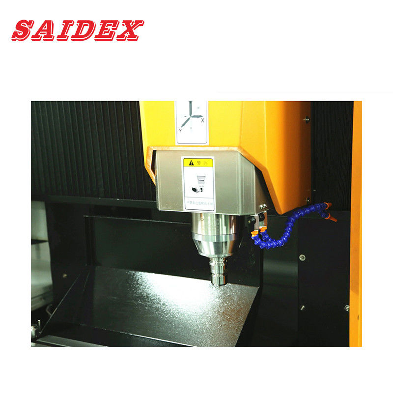 Alüminyum, Akrilik, PS、PC işleme uygun 8KW Oymak Akrilik CNC Makinesi 600x500x280mm Çok fonksiyonlu