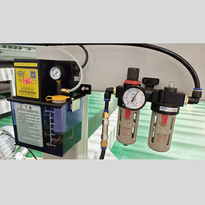 SD-2600 Yüksek Hassasiyetli Akrilik Tabla Testere Akrilik Panel Testere Makinesi Otomatik Pom, Pet, Pa, Naylon, Peek Kesme Plc Makinesi