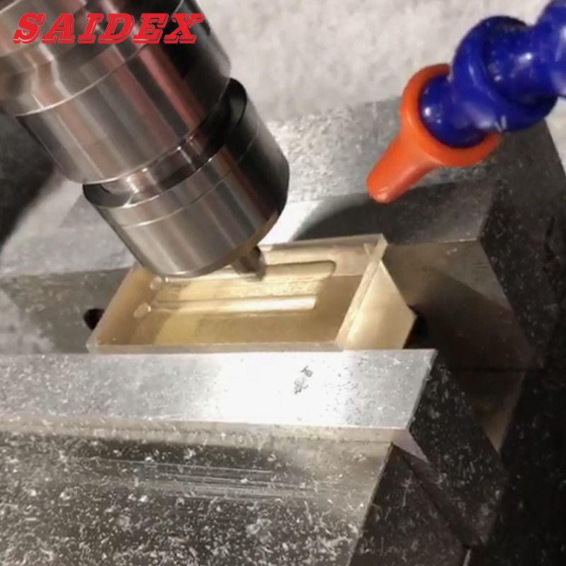 Özel Şekilli Akrilik Elmas Poliş Makinesi SD650 Yüksek Hızlı Gravür Makinesi CNC İç Delikli Çukur Donanım Parçaları
