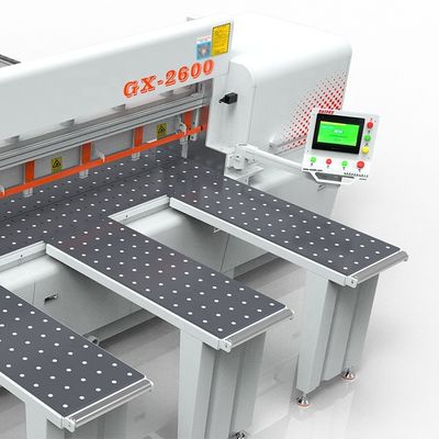Çok Sahneli Pleksiglas Kesim Makinesi yüksek hassasiyetli Pratik